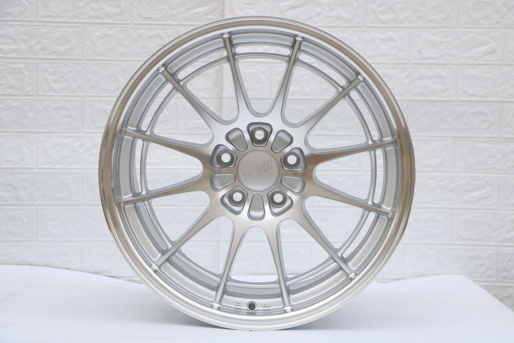 INOVIT YSM-012 SONIC 19X9.5 5X114.3 35 SILVER WHEEL